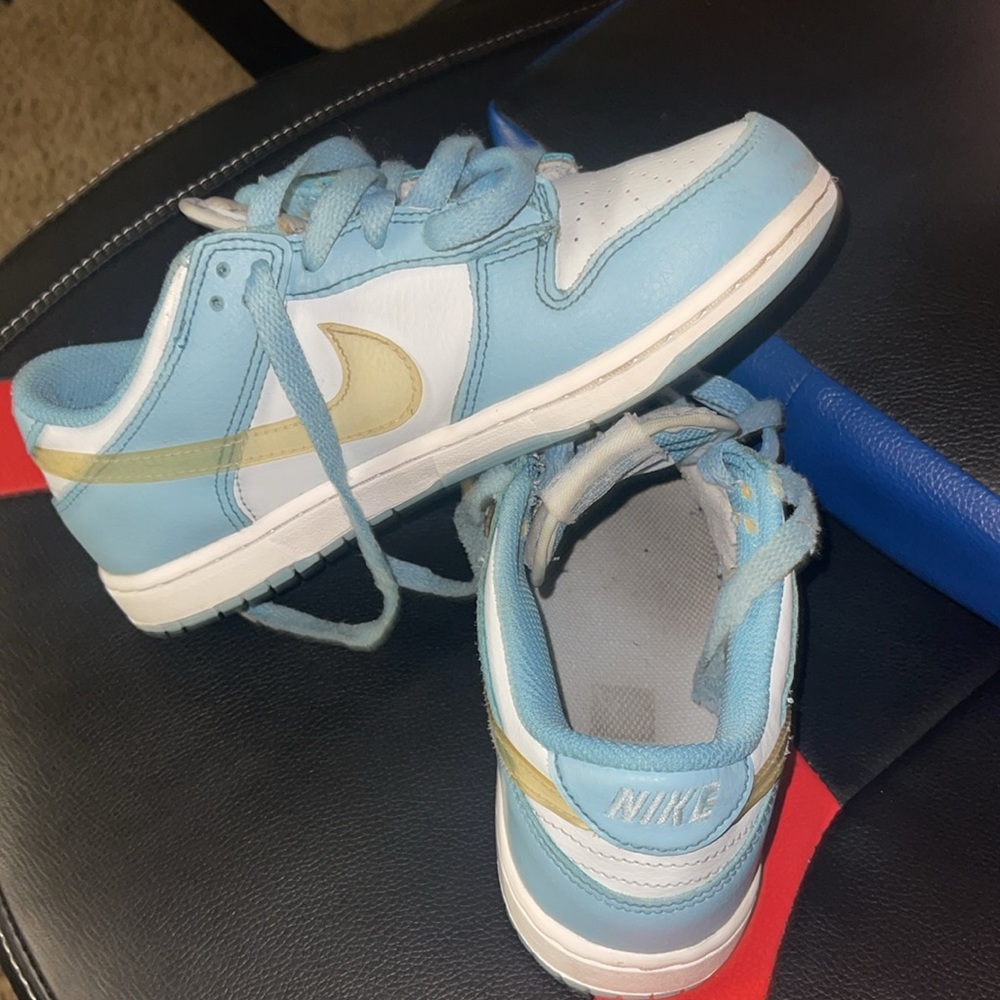 Mike dunks - Picture 4 of 4